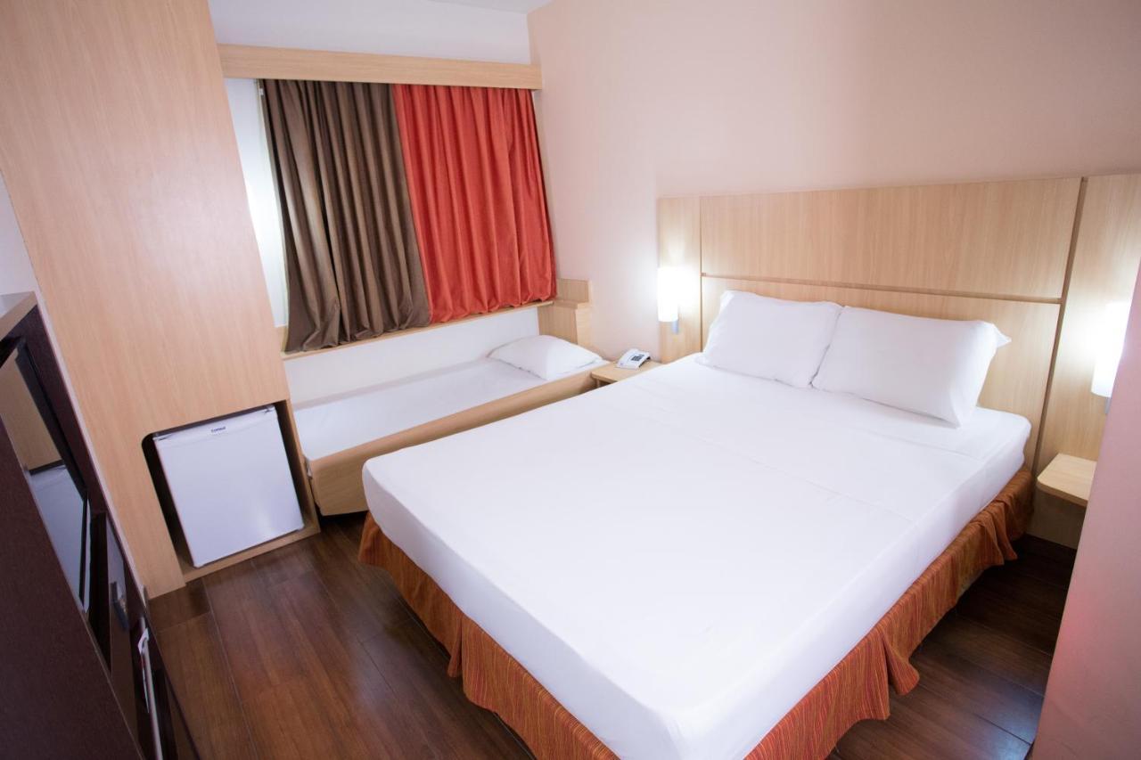 Готель Ibis Фейра-де-Сантана Екстер'єр фото